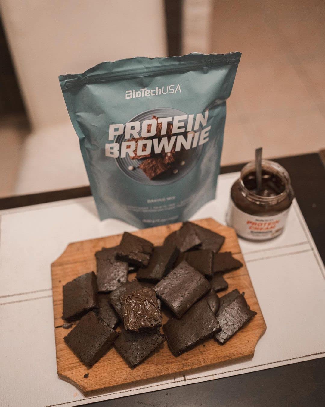 BioTechUSA Protein Brownie, Baking Mix with Collagen, whey proteins and sweeteners. 600 g, Chocolate BioTechUSA buy supplements canada