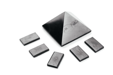 KARELIANMASTERS Shungite Stones Pyramid and Sticker for Phone Set - Crystal Healing Protection KARELIANMASTERS buy supplements canada