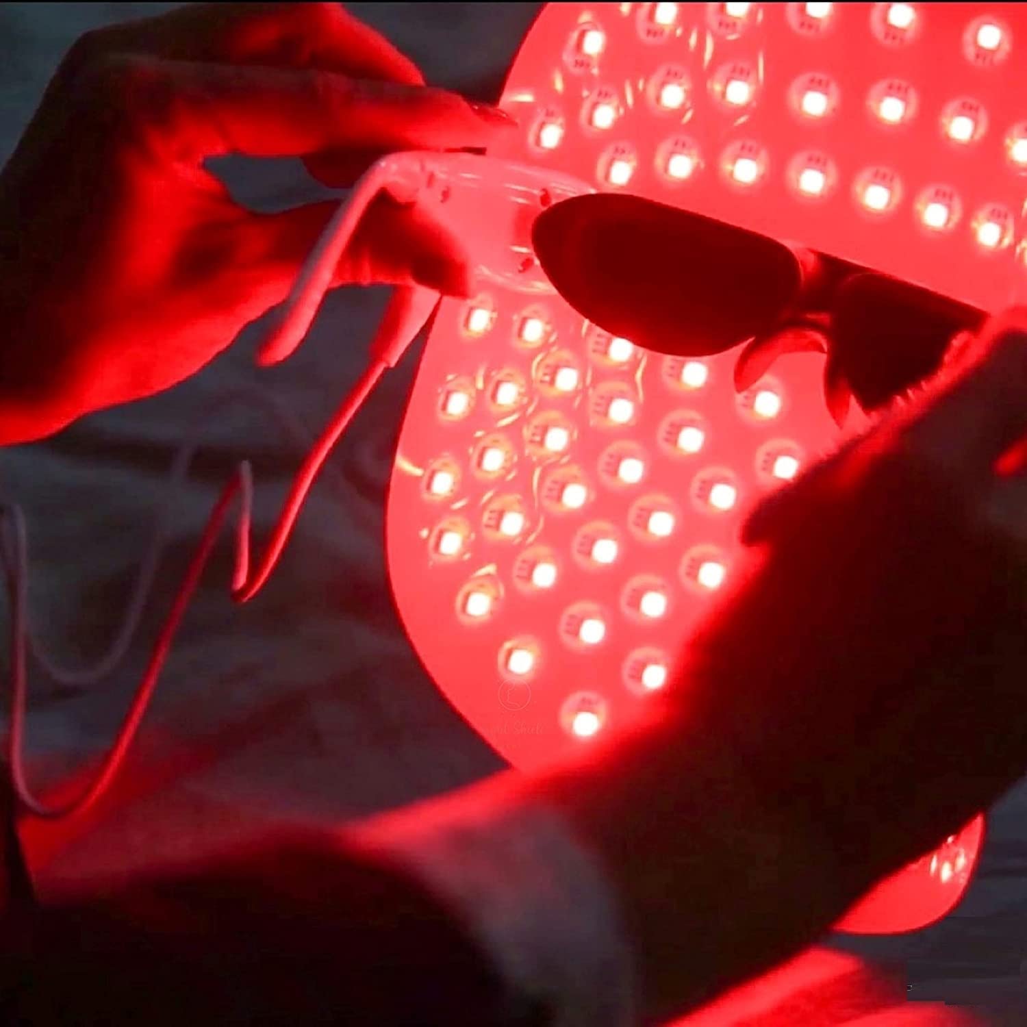 Lyte Wireless LED Light Therapy Mask Red Blue Amber 3 Color Light Weight| Includes Power Lift Care buy supplements canada