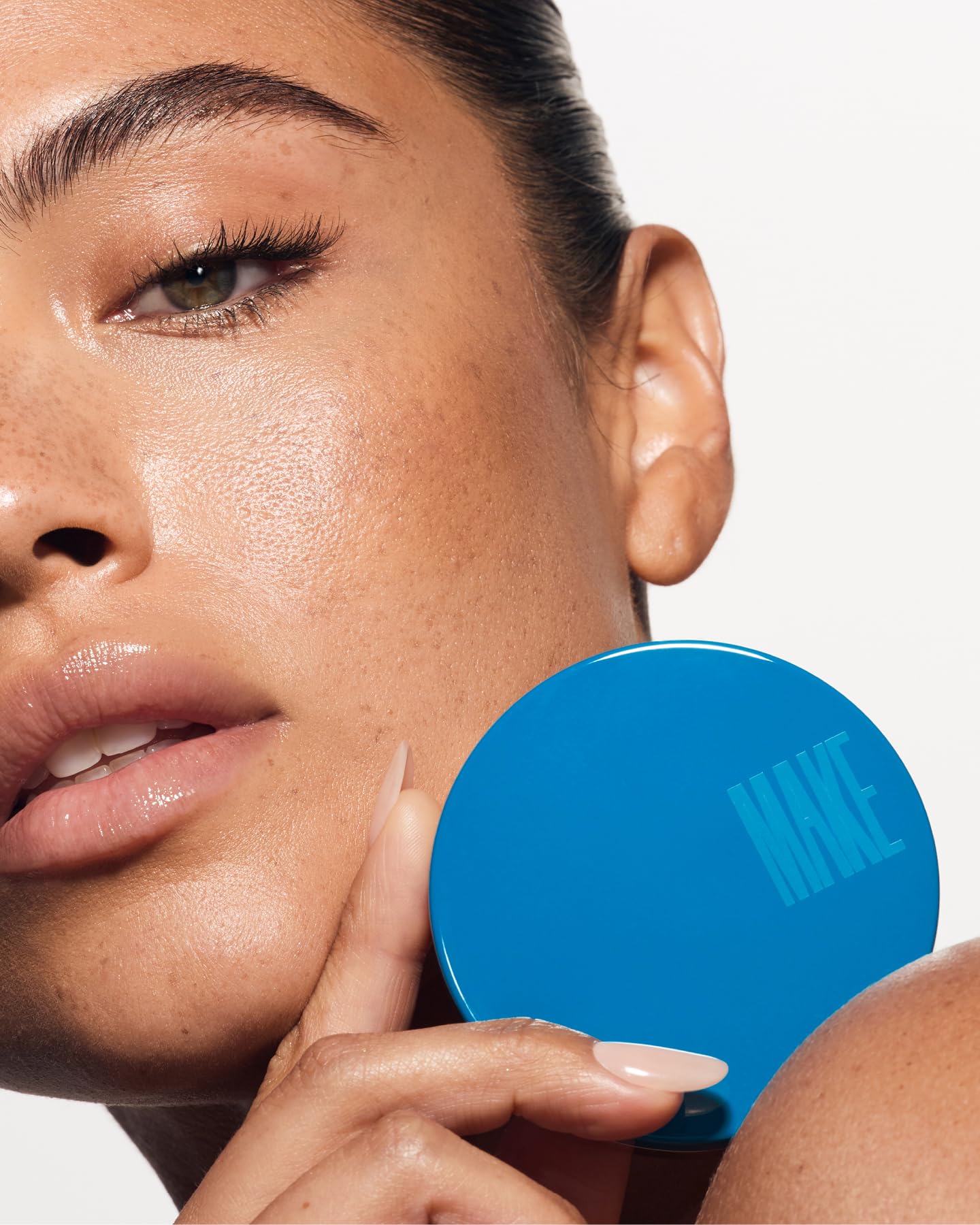MAKE Beauty Skin Mimetic Microsuede Bronzer Powder - Matte Bronzing Powder Contour, Buildable Formula, Non Comedogenic, Long Lasting Color. Shade - Equinox for Medium to Deep Skin MAKE buy supplements canada