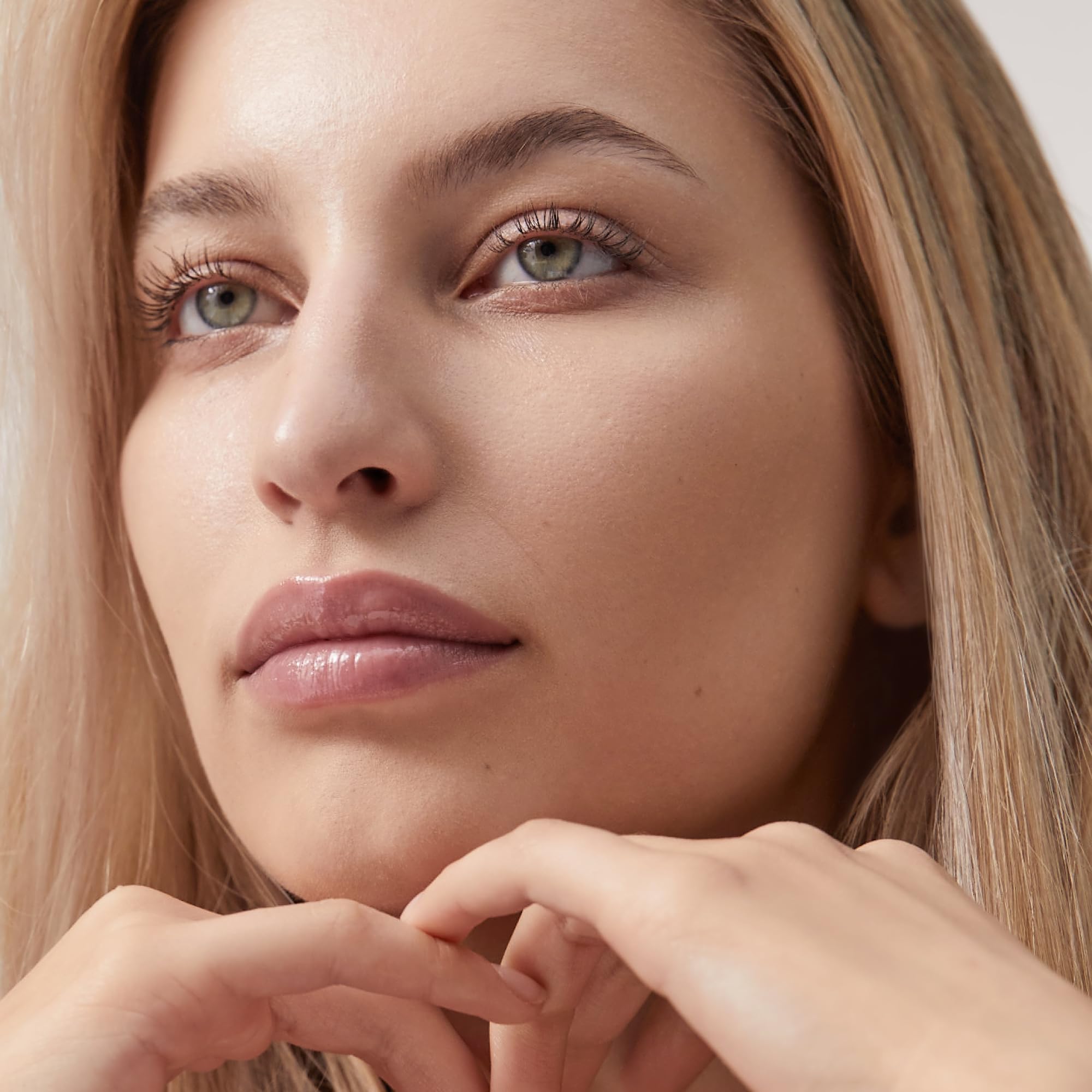 Summer Fridays Sheer Skin Tint - Skin Tint with Hyaluronic Acid - Helps Diminish Uneven Skin Tone - Sheer to Light Coverage - Shade 2 - Light with Cool Undertones (1 Fl Oz) Summer Fridays buy supplements canada