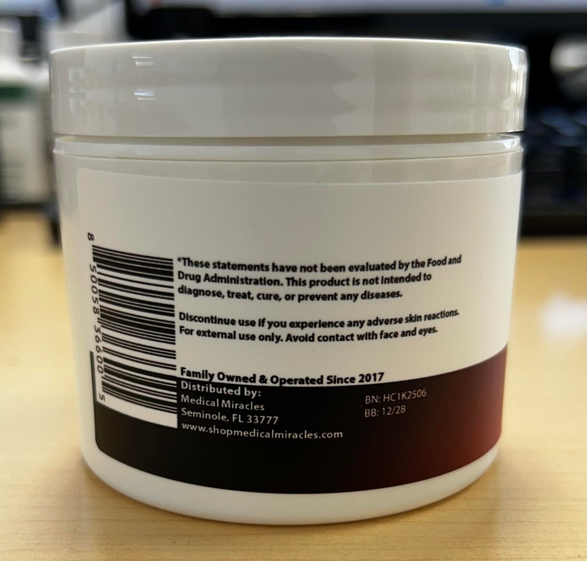 Medical Miracles Hemp Cream - Ideal for Hips, Joints, Neck, Back, Elbows, Fingers, Hands, and Knees (1000mg) Now NEW 4OZ Size Medical Miracles buy supplements canada