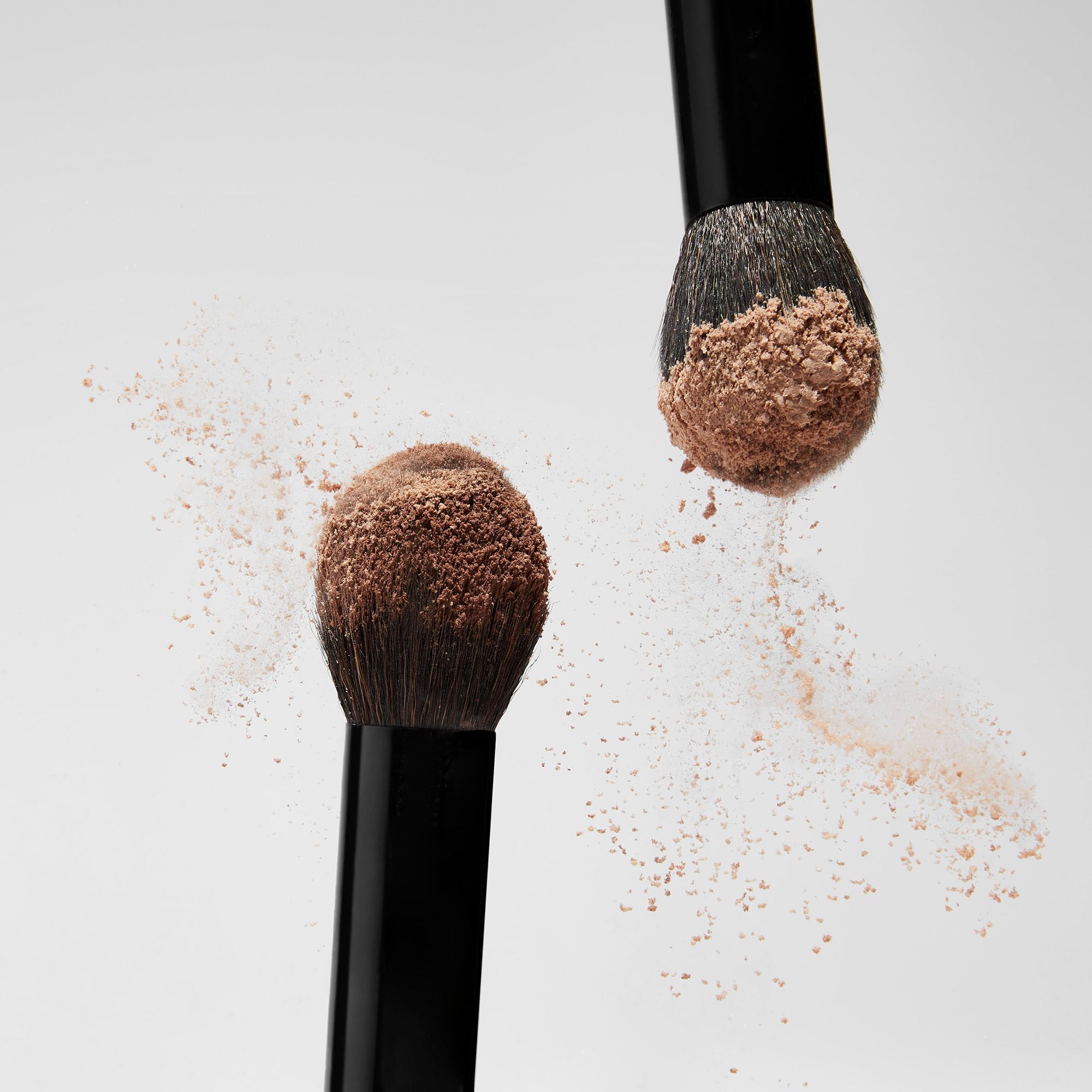 Saie Face Powder Duo, Medium - The Fluffy Brush, Soft, Multi-Use Targeted Powder Brush With Tapered Tip & Airset Radiant Loose Setting Powder, Translucent Medium (0.14 oz) - Vegan, Cruelty-Fee Saie buy supplements canada