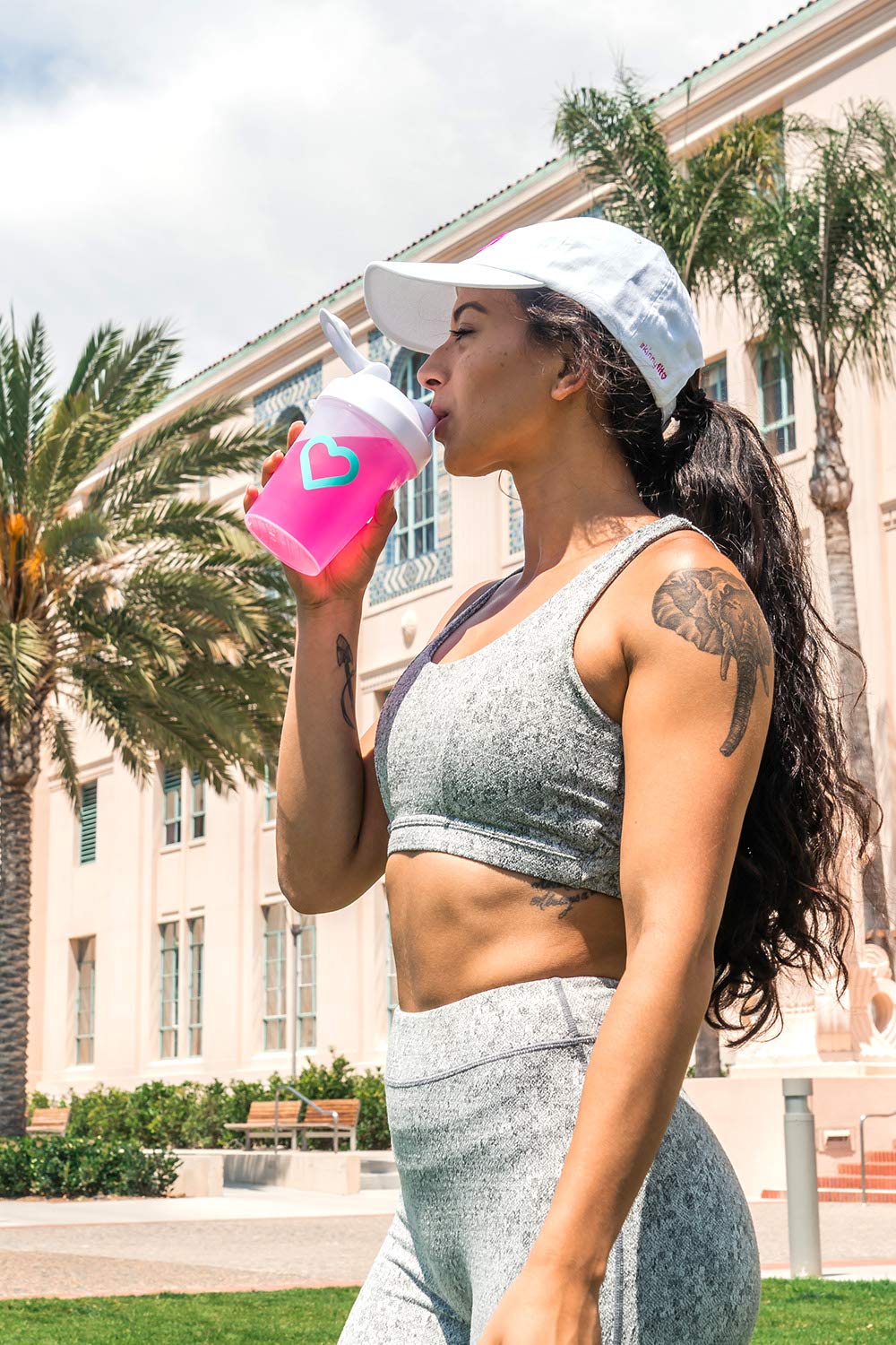 SkinnyFit Super Shaker Bottle 20oz. BPA free with Mixing Grid Technology, Leak Proof SkinnyFit buy supplements canada