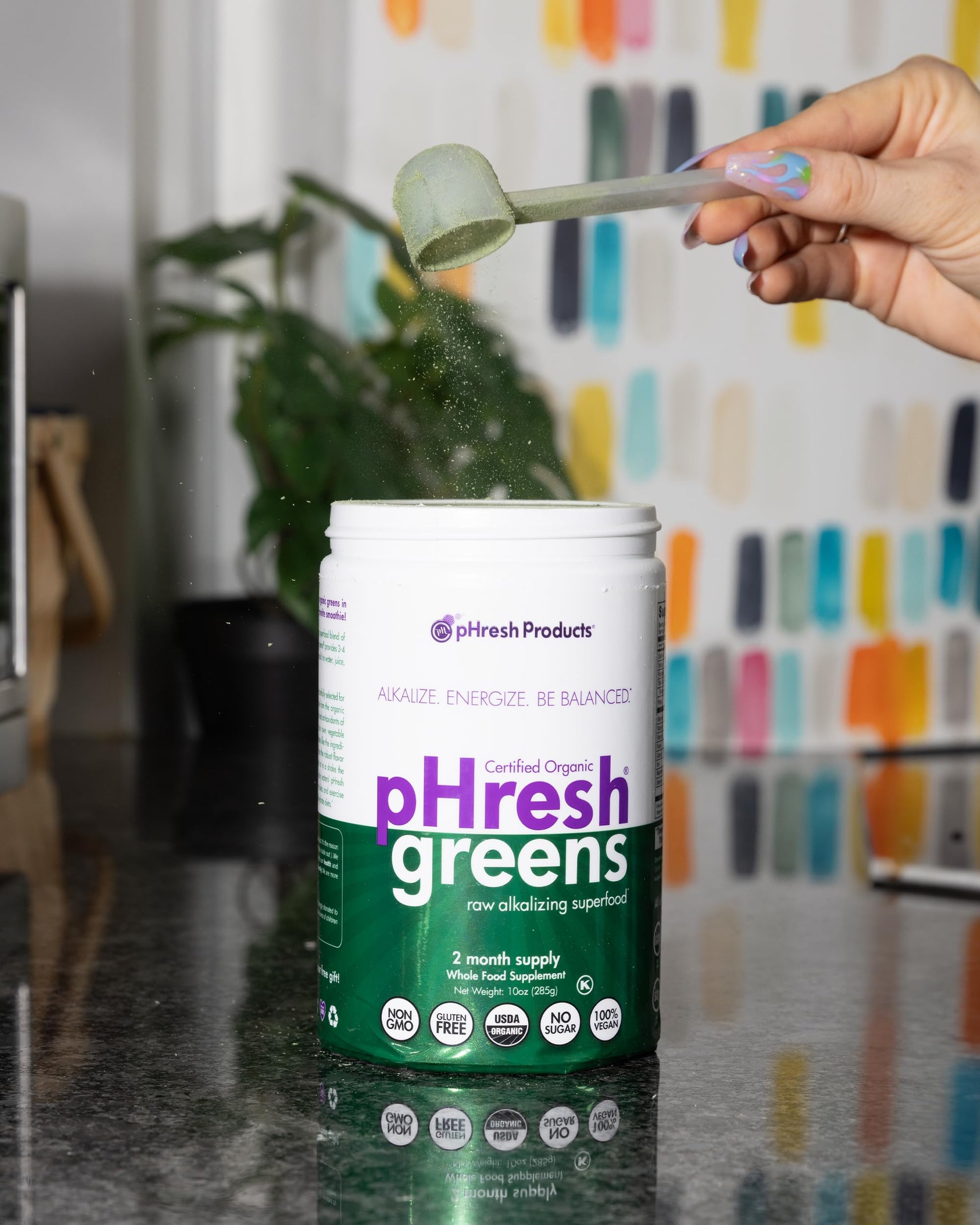 pHresh - Greens Raw Alkalizing Superfood Greens Powder - 2 Month Supply - Vegan, Kosher, Gluten Free - Natural Enzymes, Nutrients - Approved for Intermittent Fasting - 10 oz Phresh Products buy supplements canada