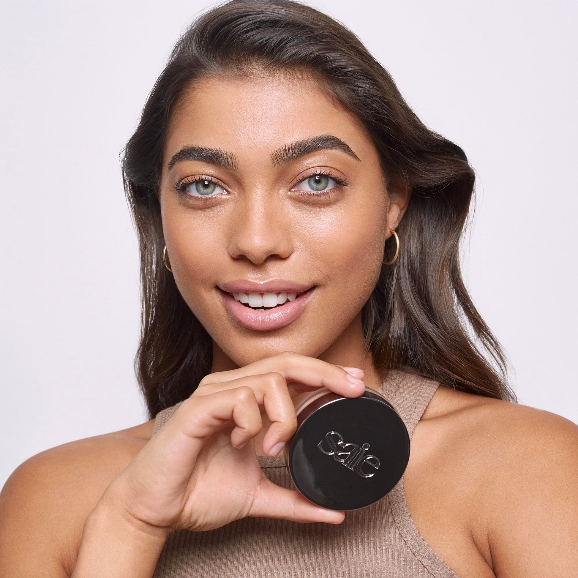 Saie Face Powder Duo, Medium - The Fluffy Brush, Soft, Multi-Use Targeted Powder Brush With Tapered Tip & Airset Radiant Loose Setting Powder, Translucent Medium (0.14 oz) - Vegan, Cruelty-Fee Saie buy supplements canada