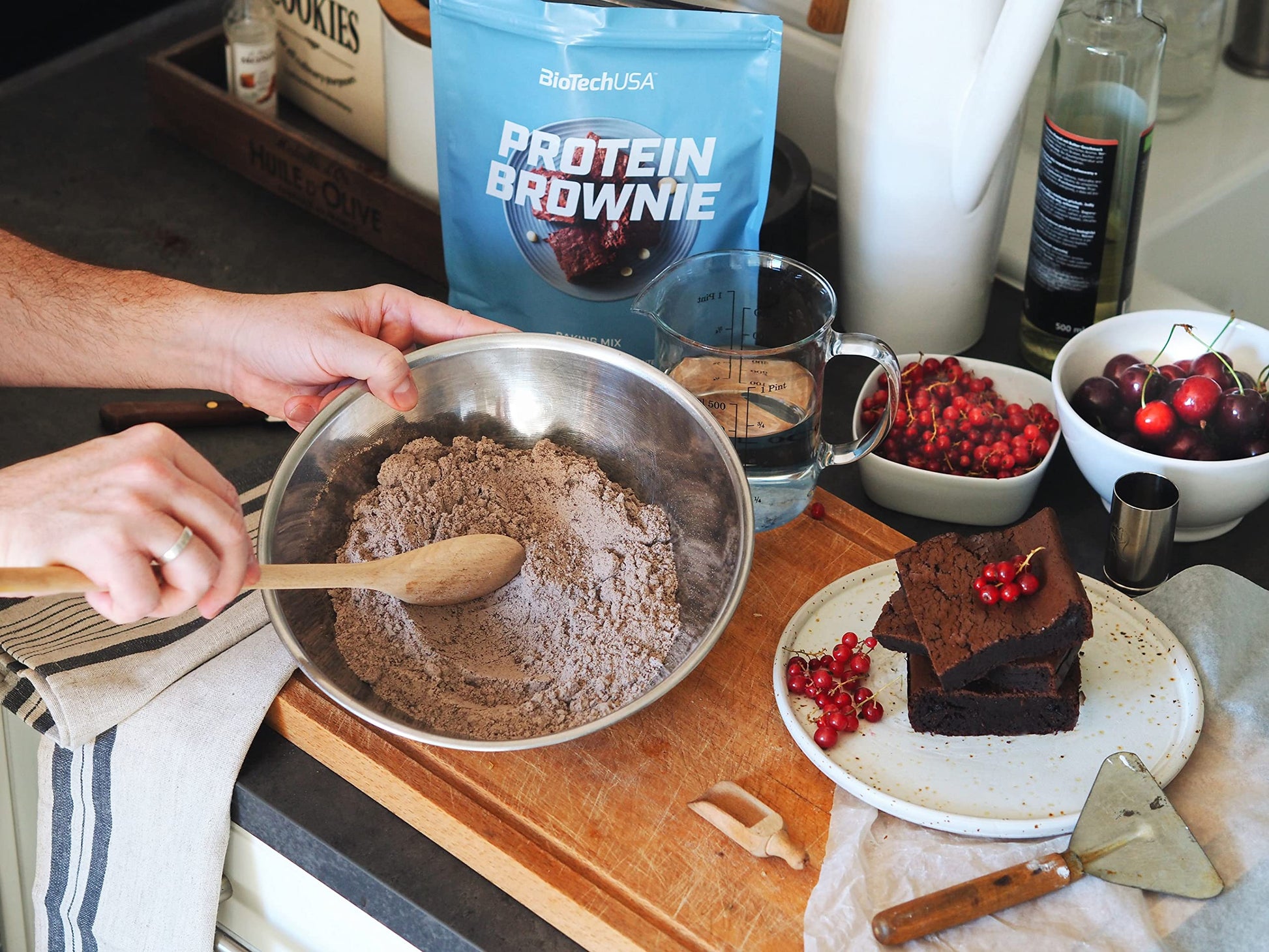 BioTechUSA Protein Brownie, Baking Mix with Collagen, whey proteins and sweeteners. 600 g, Chocolate BioTechUSA buy supplements canada